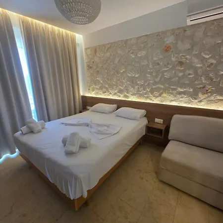 Villa Fofo Platana Beachfront