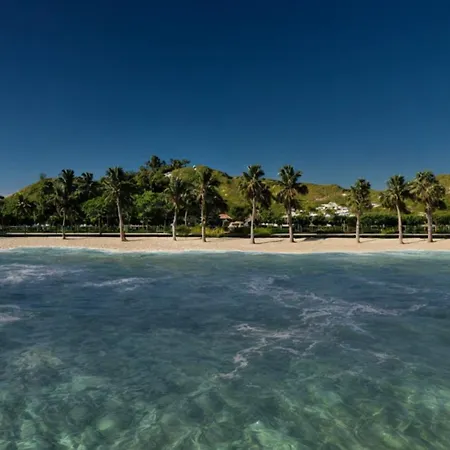 Platana Beachfront Villa *